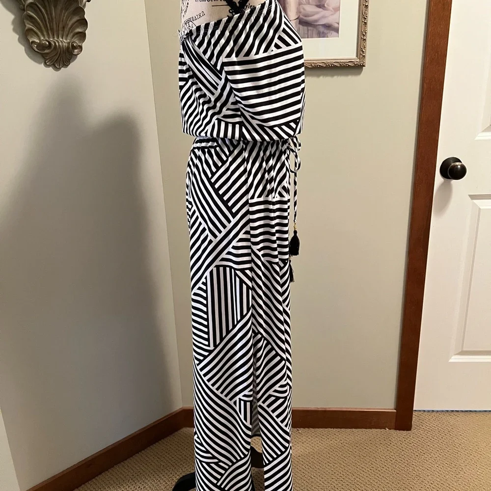 Tommy Bahama strapless maxi Dress - Picture 3 of 5